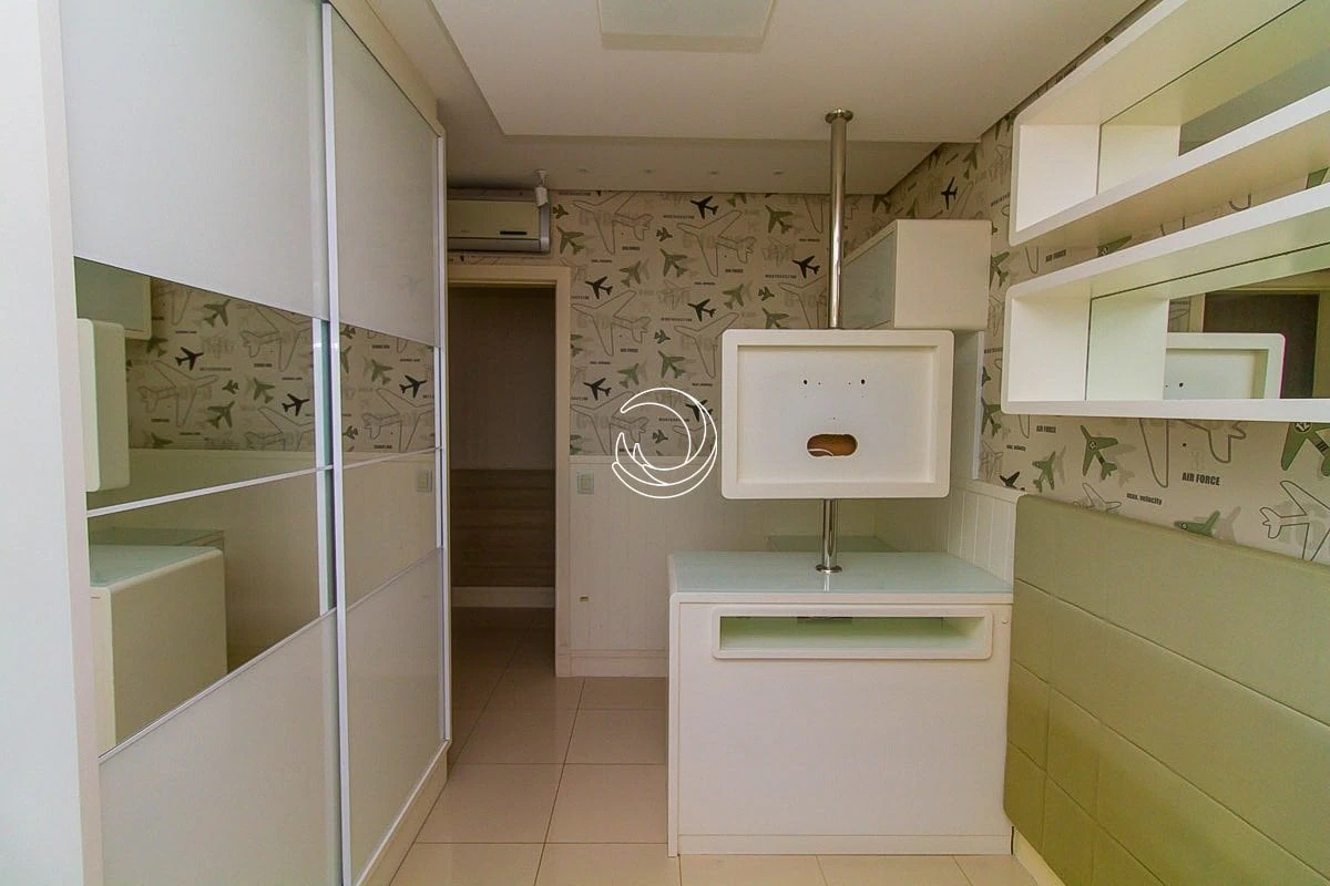 Apartment, 114 m², with a grill on the balcony — photo 24