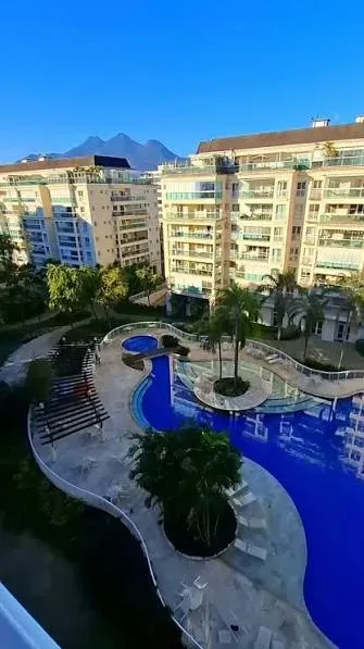 Furnished 1-bedroom apartment with 2 bathrooms — photo 25