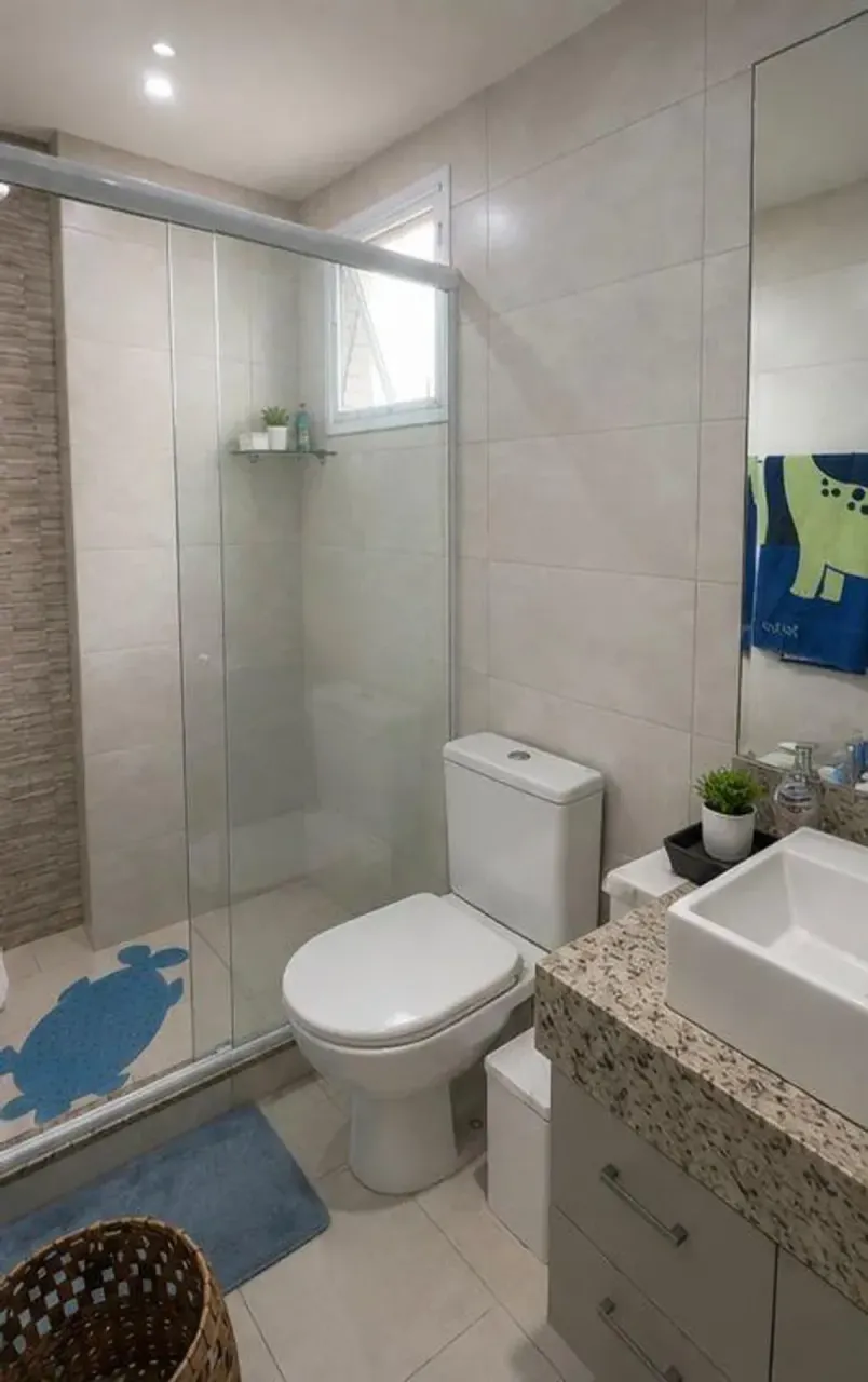 Furnished apartment with 3 bedrooms and an open-plan kitchen — photo 10