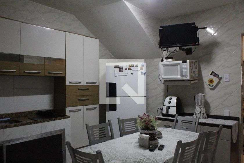 Furnished 225 m² house with 3 bedrooms and 8 parking spots — photo 18
