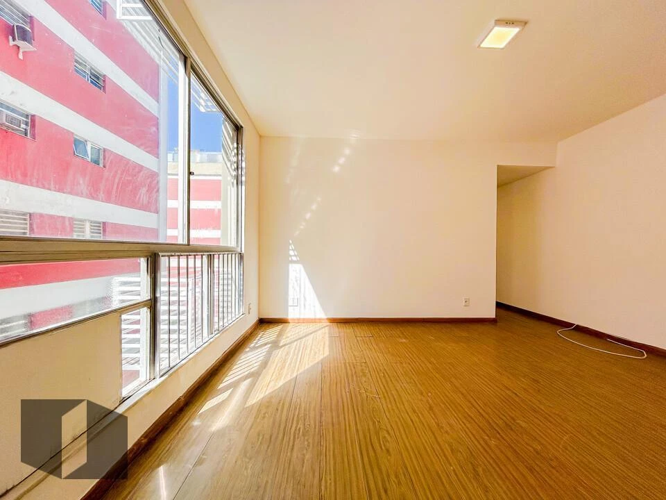 Apartment, 70 m², with wood or laminate floors — photo 7