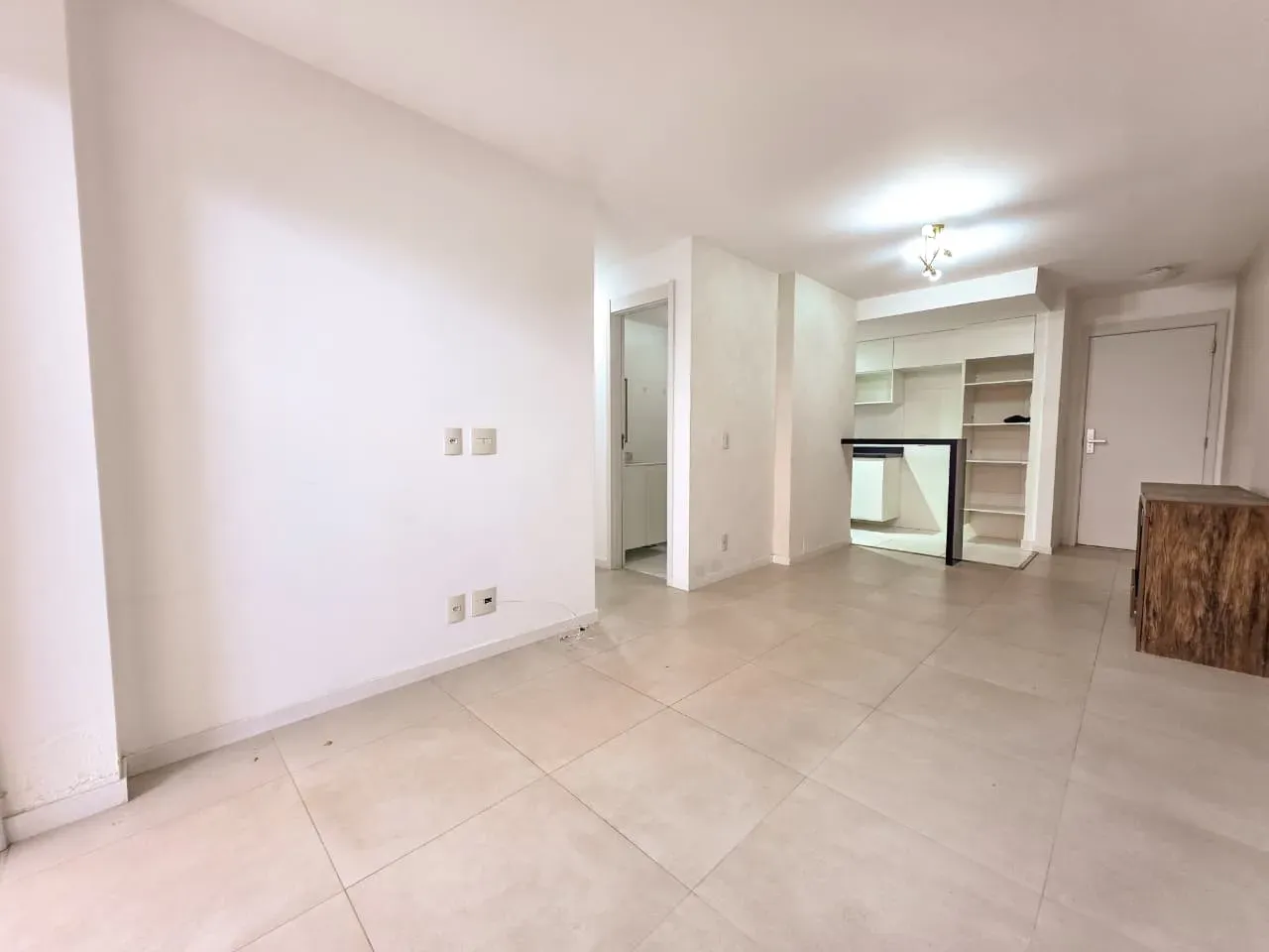 Квартира с 3 спальнями и застеклённым балконом — photo 30