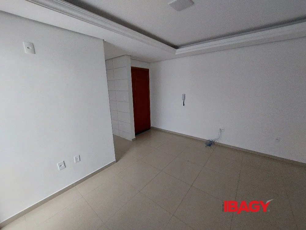 2-bedroom apartment with 53 m², en-suite, parking — photo 3