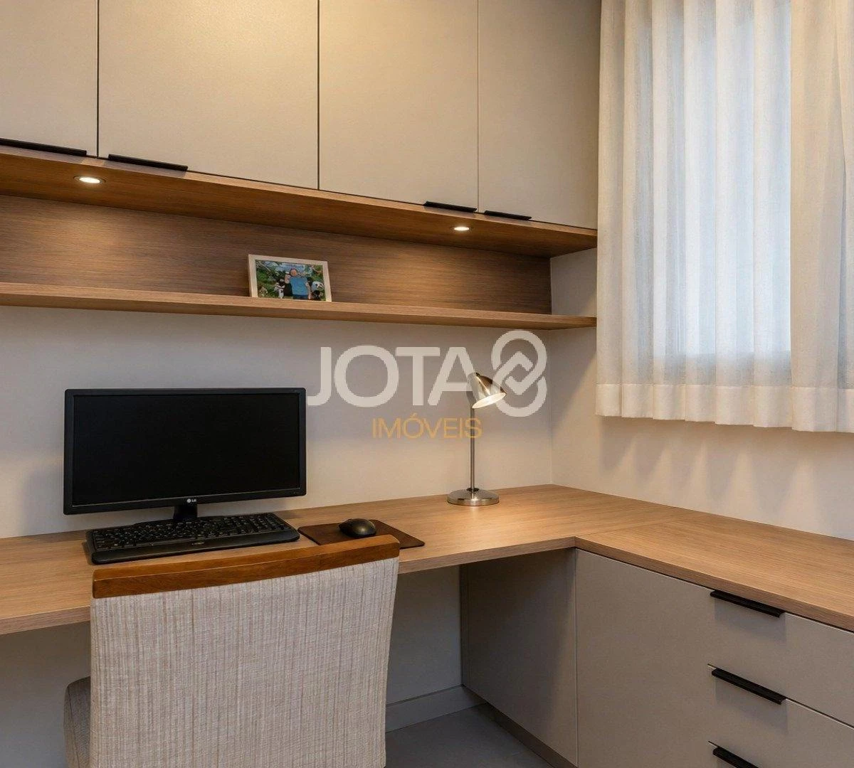 Мебльований будинок 283 м² з відкритою кухнею — photo 5