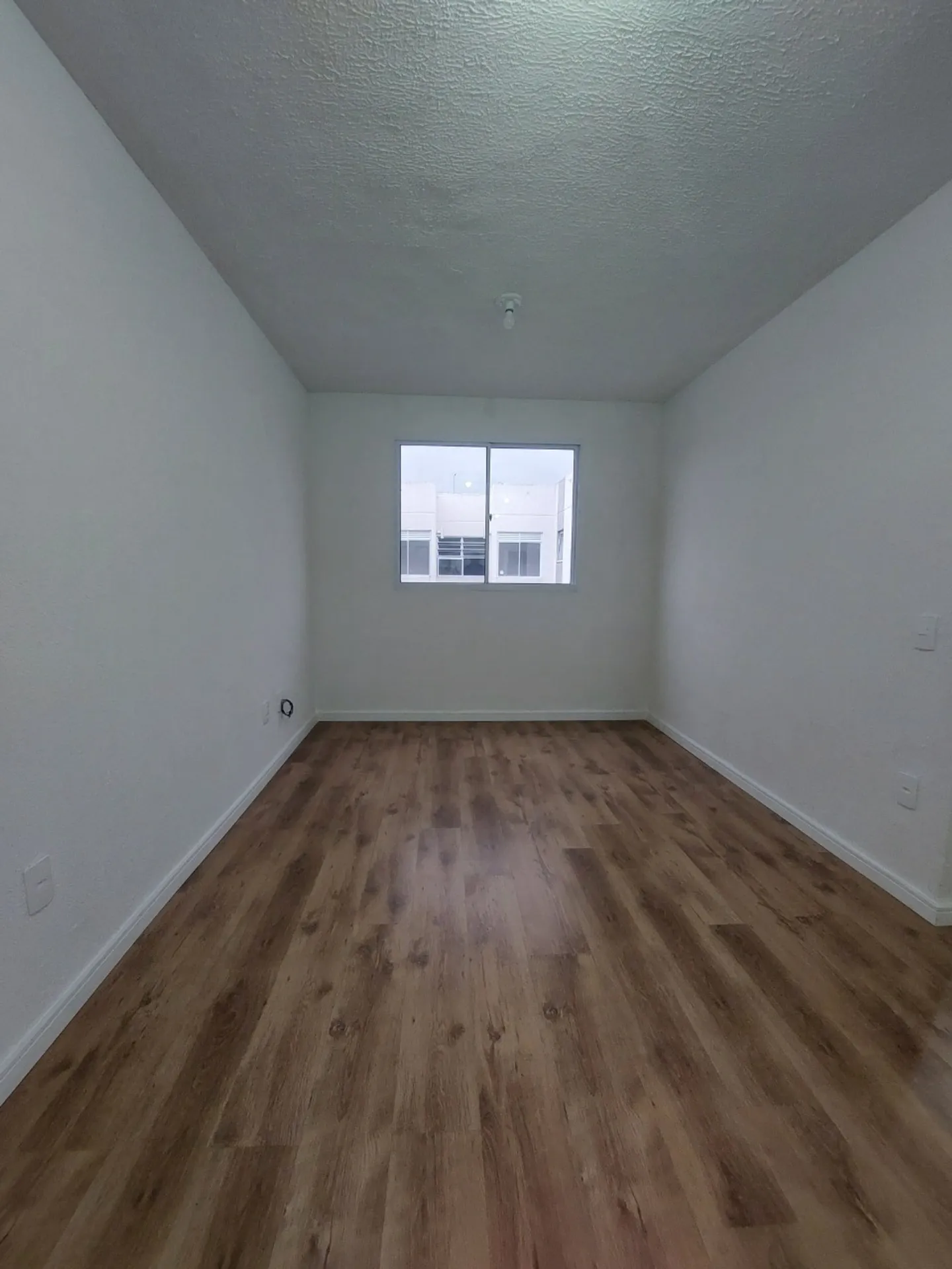 Apartamento, 40 m², com piso de madeira ou laminado — photo 4