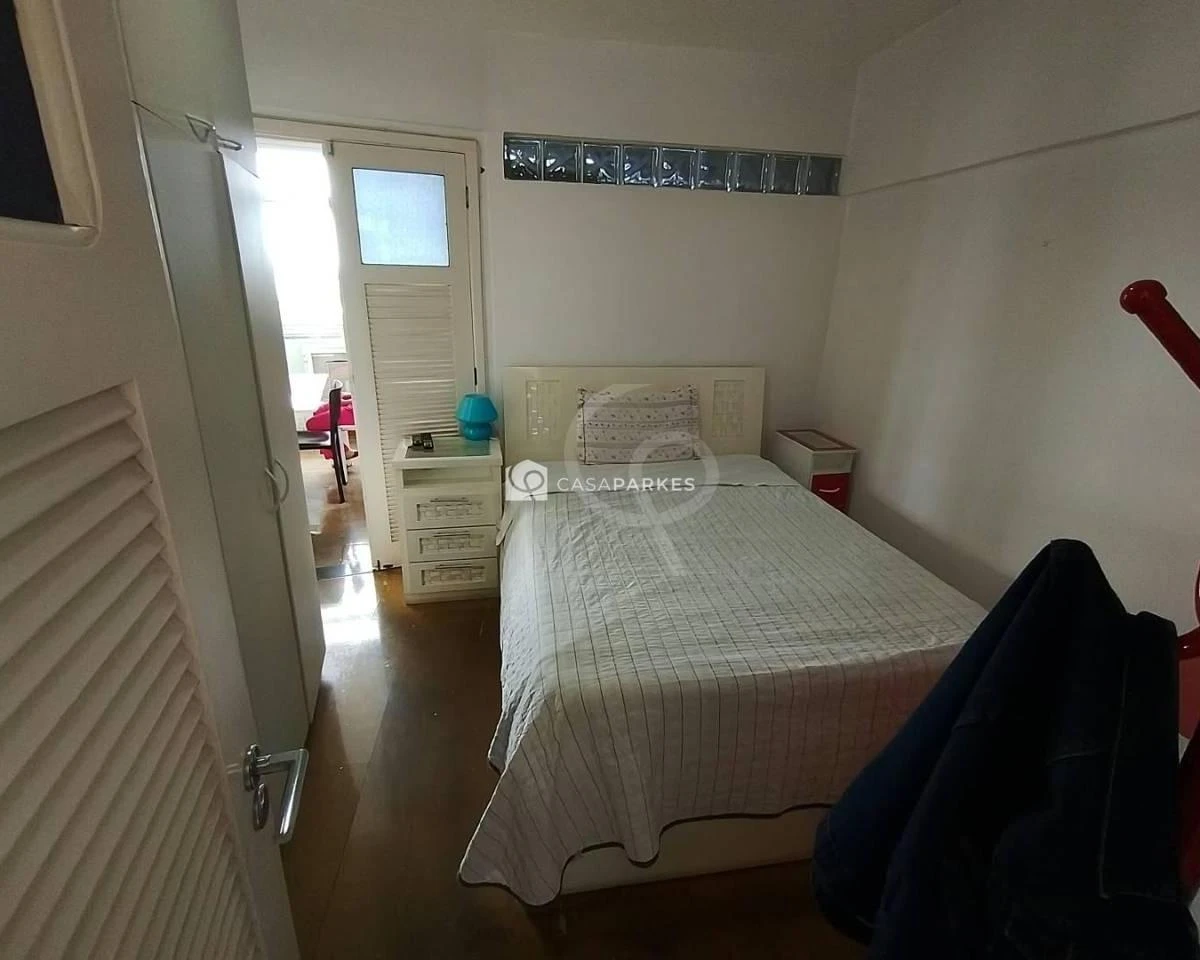 150 m² apartment with 2 bedrooms and a closed kitchen — photo 15