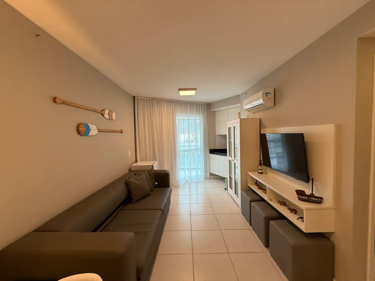 Furnished apartment with 1 bedroom and water view — photo 9