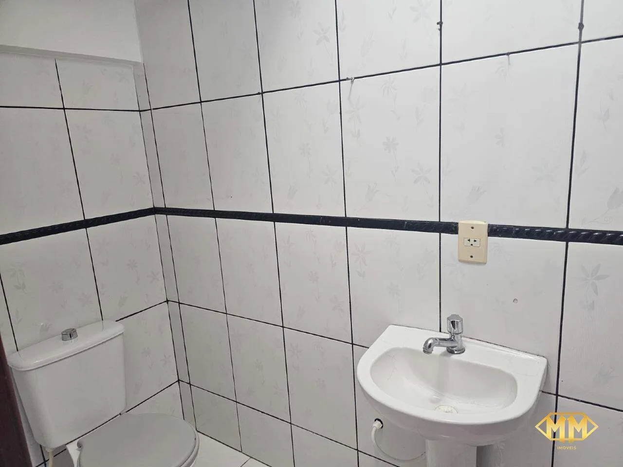 3-bedroom house with a grill on the balcony in Florianópolis