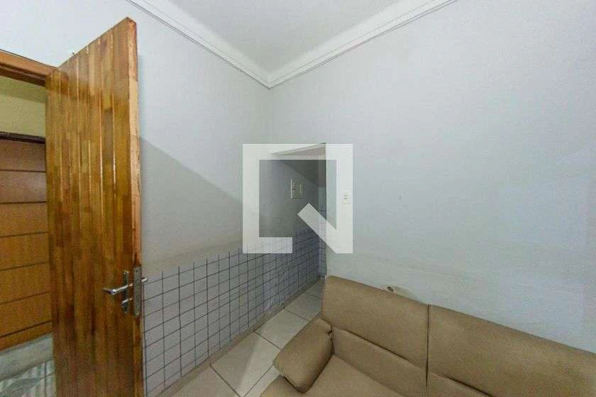 Furnished 2-bedroom apartment with a gas kitchen — photo 21