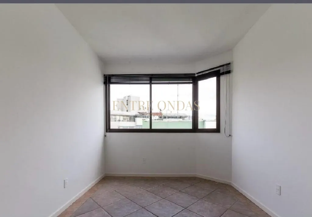 2-bedroom, 75 m² apartment in Florianópolis — photo 4