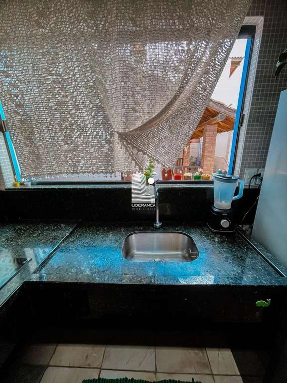 Casa com 3 quartos, 150 m² e 1 vaga de garagem