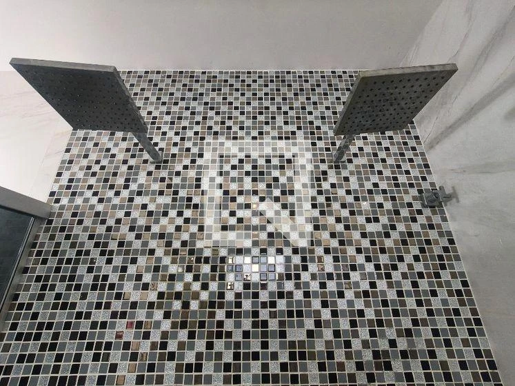 Dishwasher in a 4-bedroom house, 220 m² — photo 22