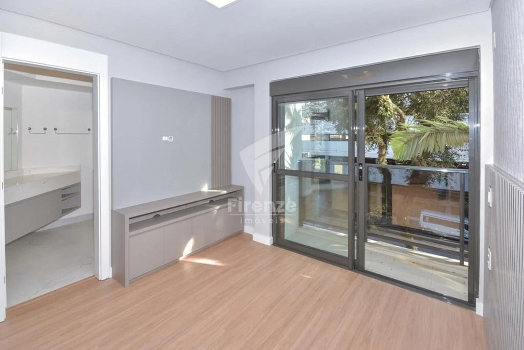3-bedroom apartment with a home office in Curitiba — photo 40