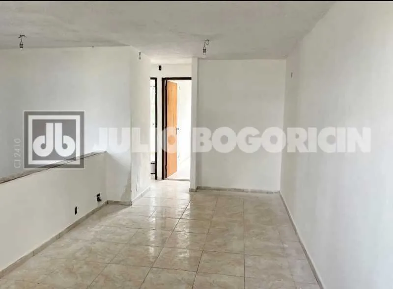 2-bedroom apartment with a mountain view — photo 7
