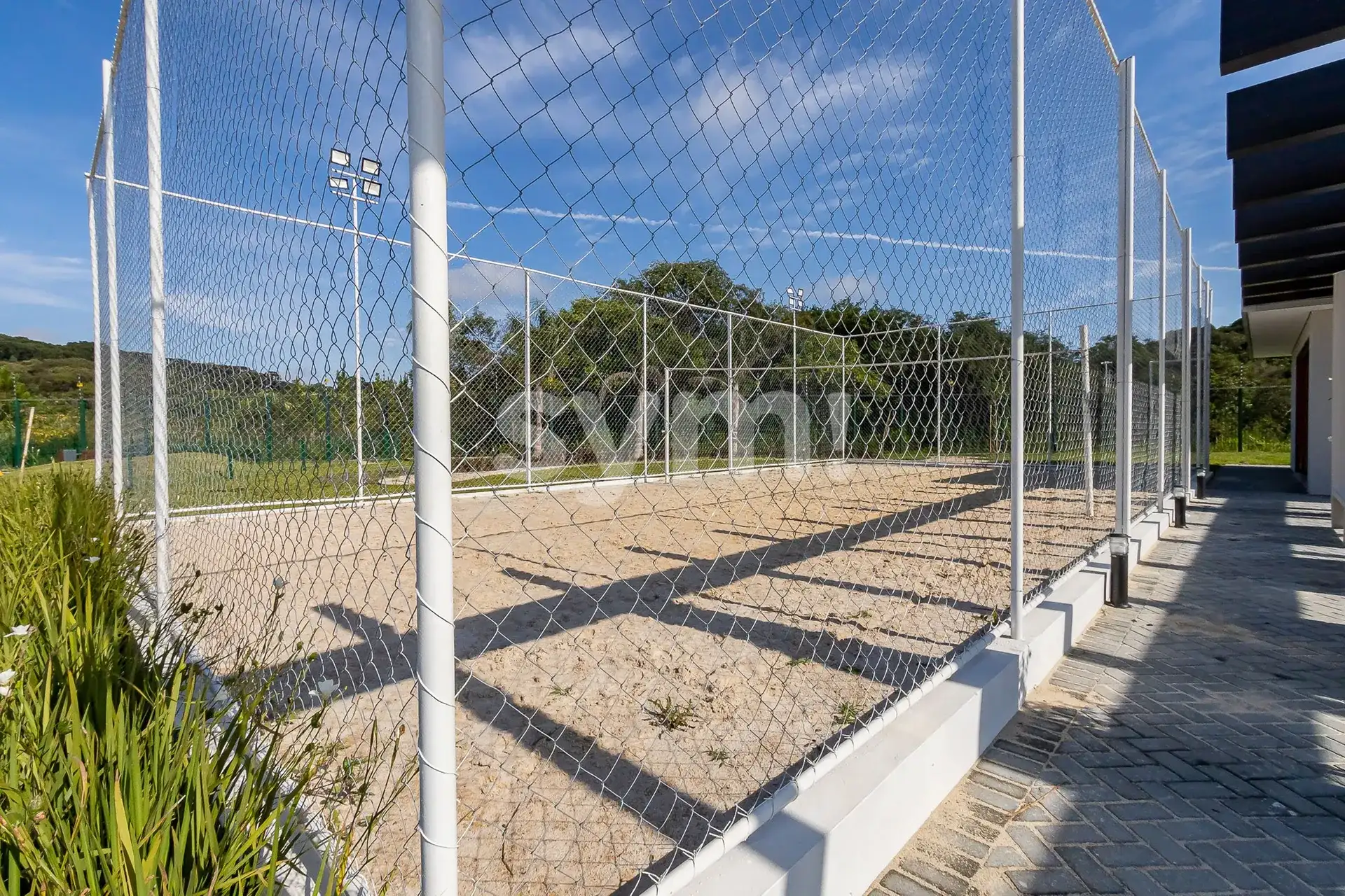 Ground-floor 160 m² house with 3 en-suites and private garden — photo 39