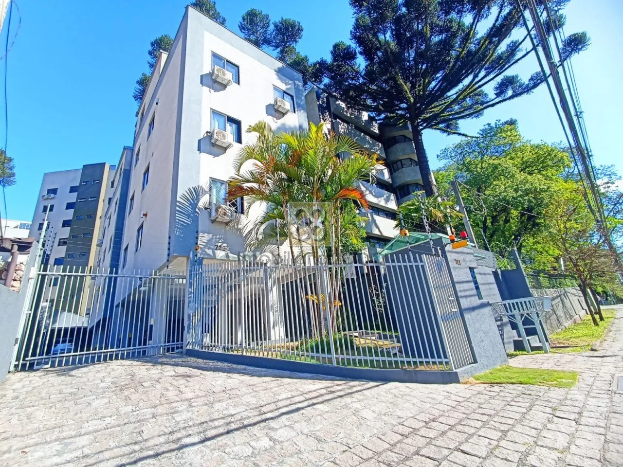 Незамебльована квартира 86 м² з 2 спальнями — photo 4