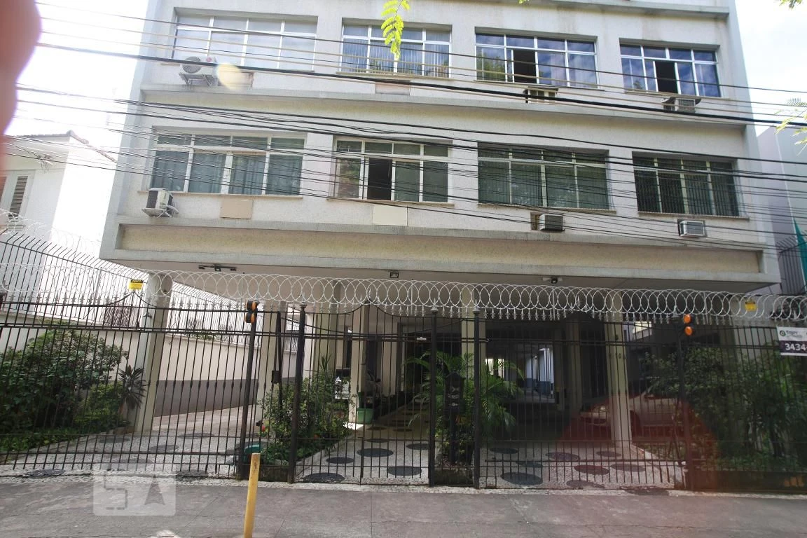 Furnished 2-bedroom apartment with 2 bathrooms — photo 37