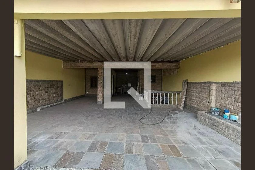 Home office in a 2-bedroom house, 215 m² — photo 33