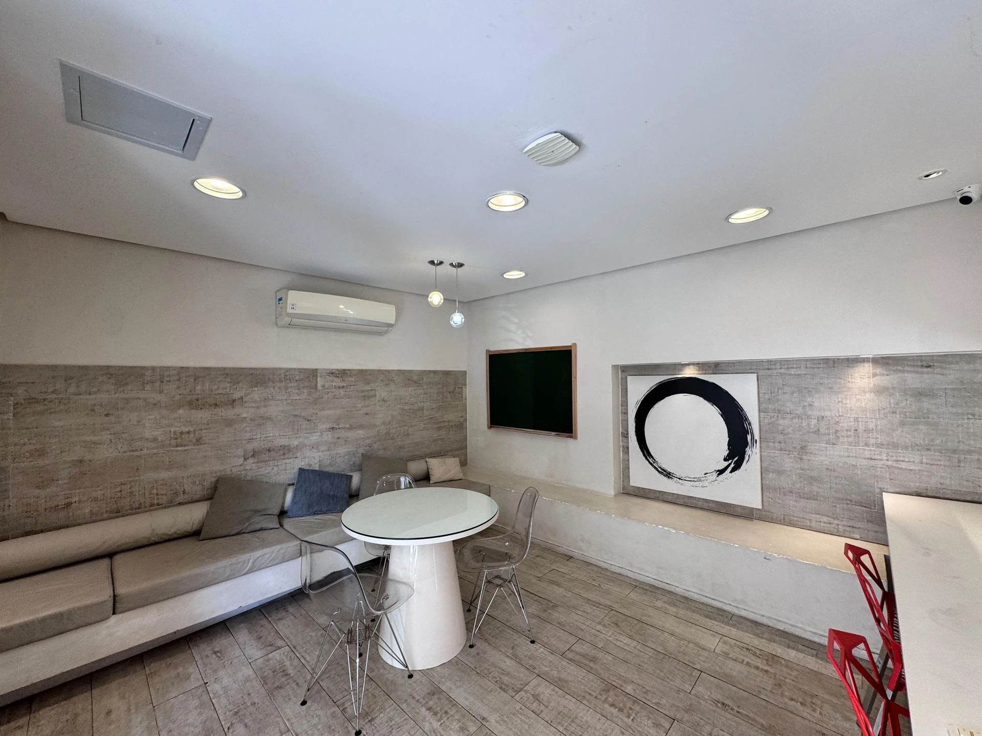 2 quartos e varanda envidraçada: apartamento de 65 m² — photo 24