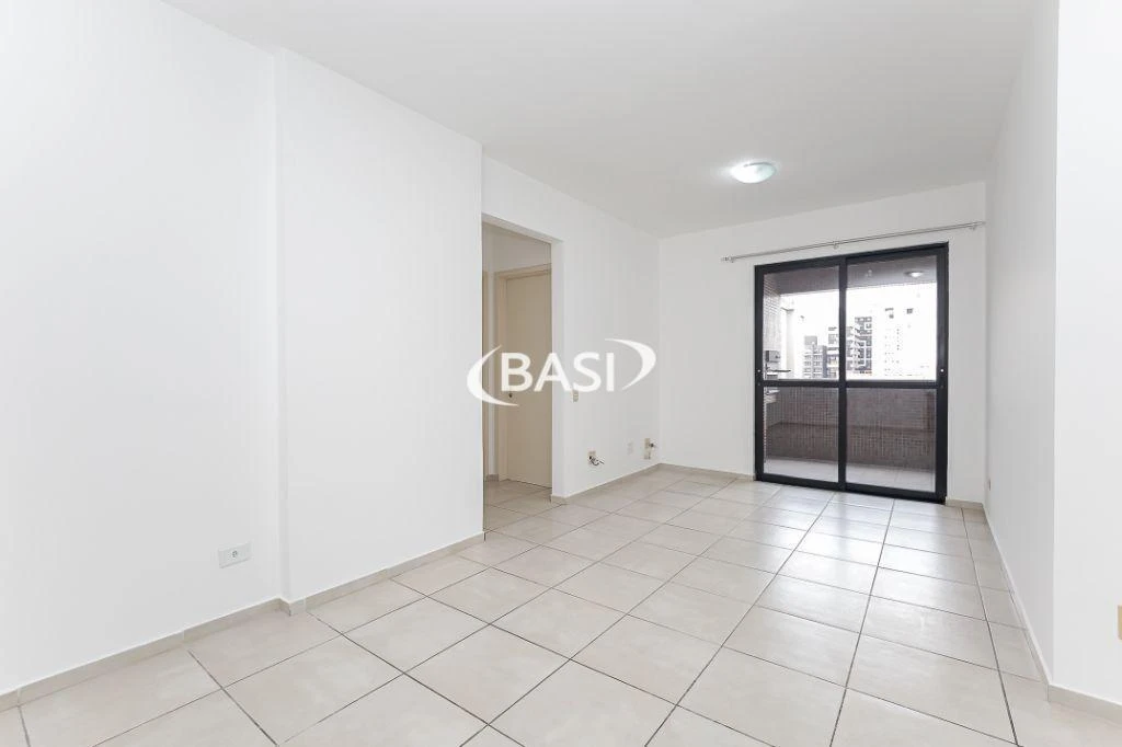 Квартира 84 м² з пральною машиною та балконом із грилем — photo 40
