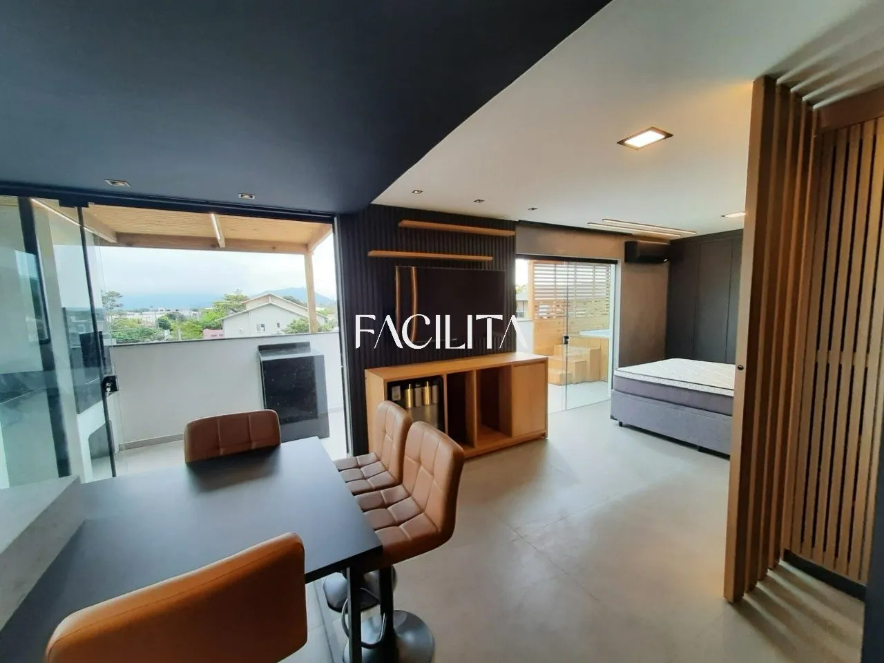 Меблированная мансарда 30 м² с 1 спальней — photo 18