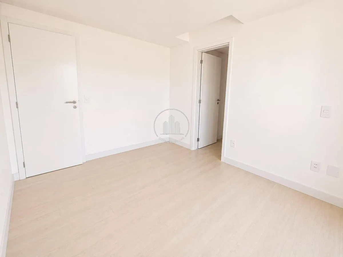 Apartamento dúplex de 163 m² con 3 suites y balcón — photo 34