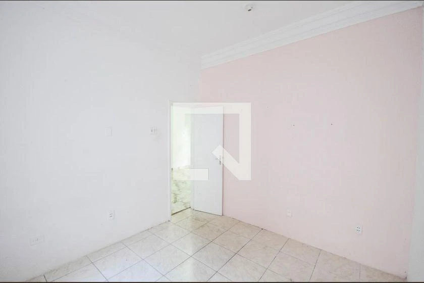 Rental house with 8 bedrooms and 8 bathrooms — photo 26