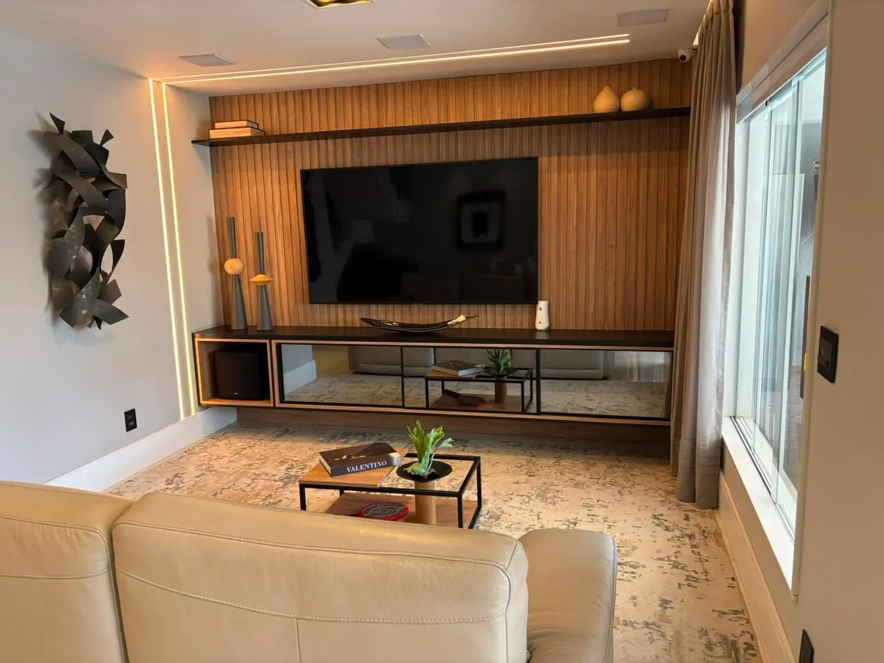 Furnished 266 m² house with 6 bedrooms and balcony grill — photo 34