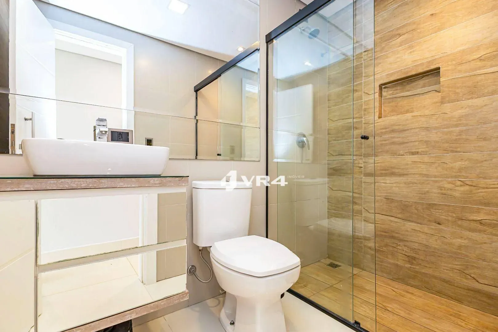 Furnished house with 3 bedrooms and an open kitchen — photo 26