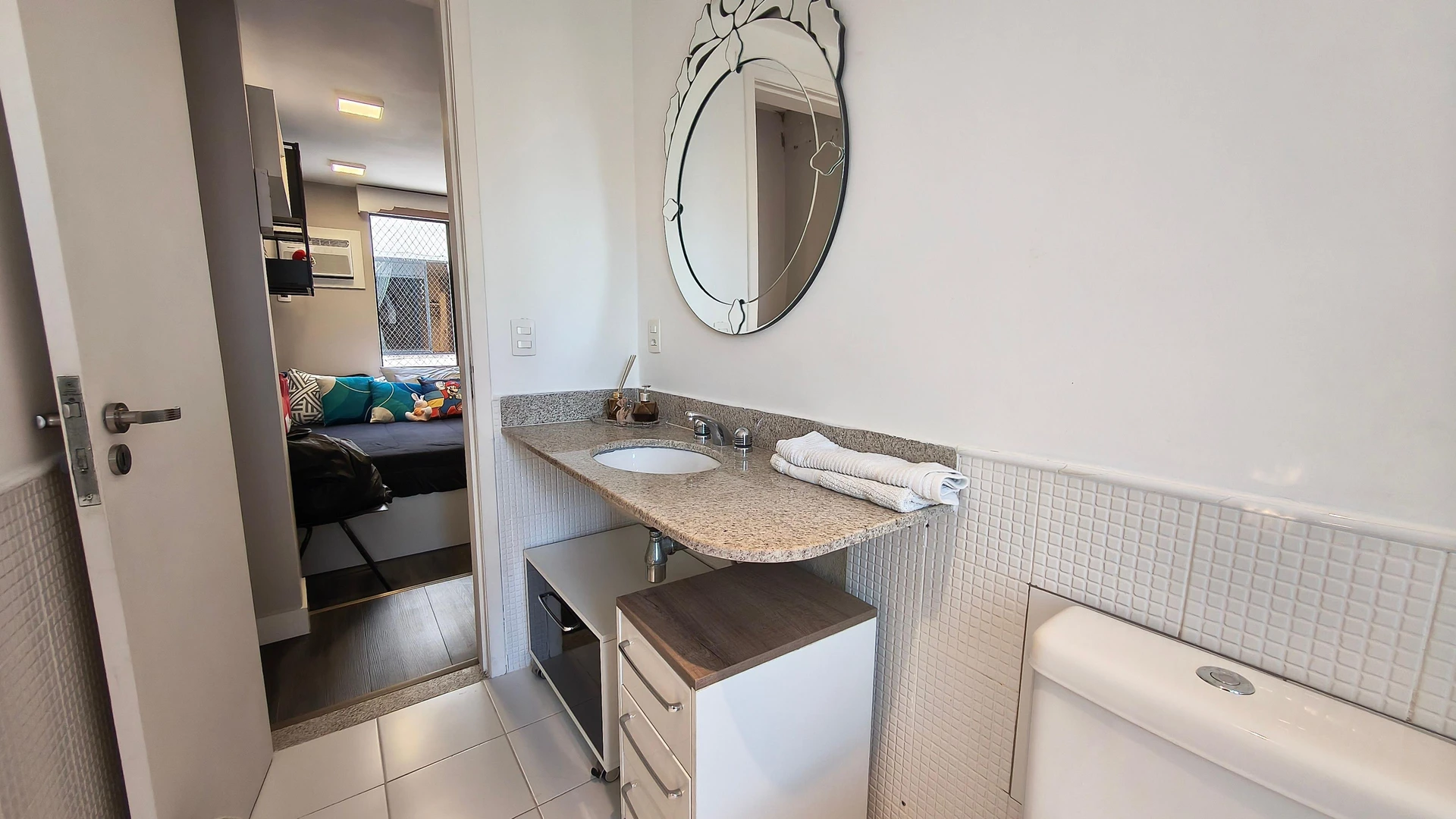 Apartamento mobiliado com 3 suítes e varanda com churrasqueira — photo 36