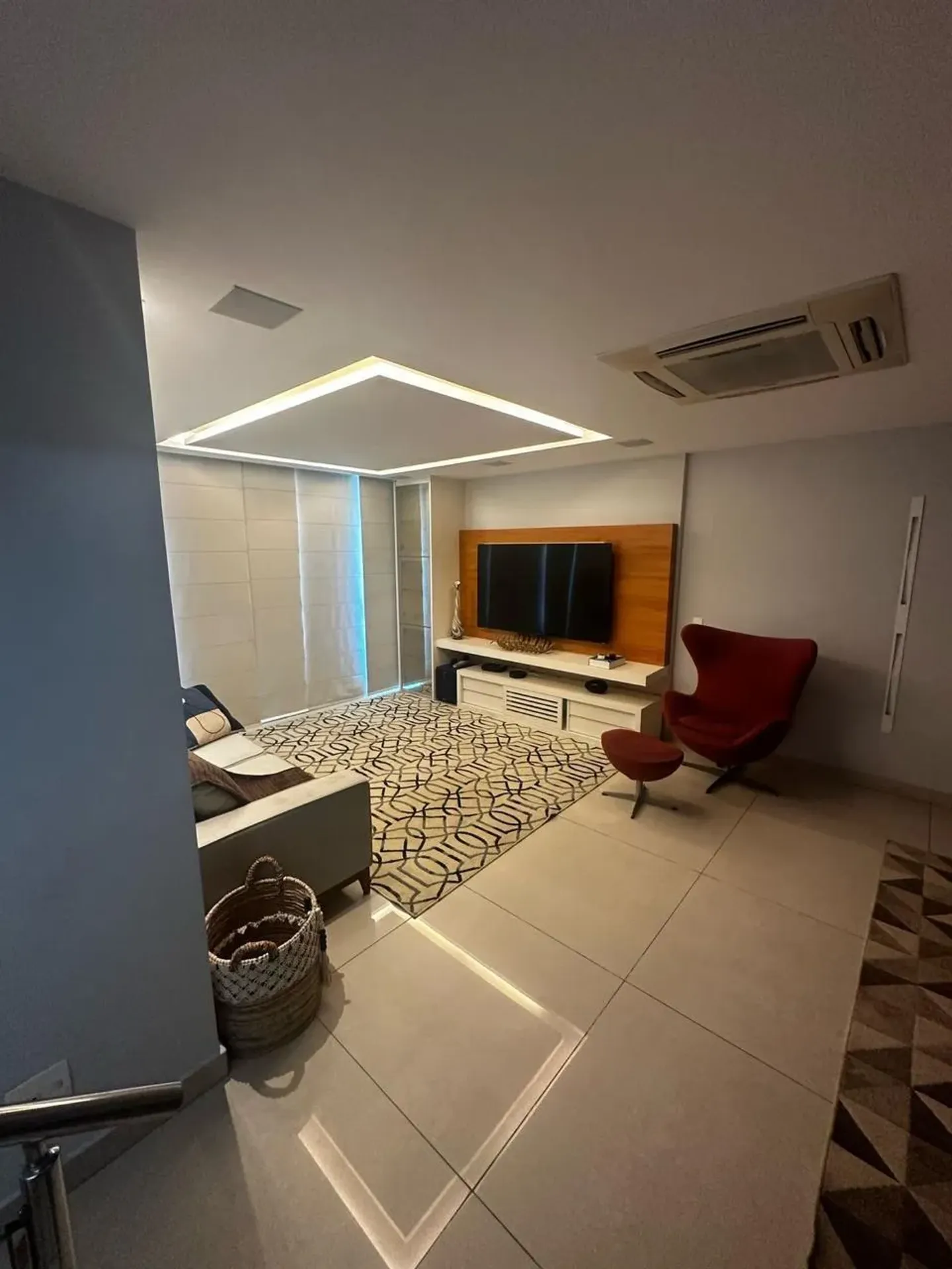 Furnished 350 m² apartment with 3 bedrooms and 6 baths — photo 7