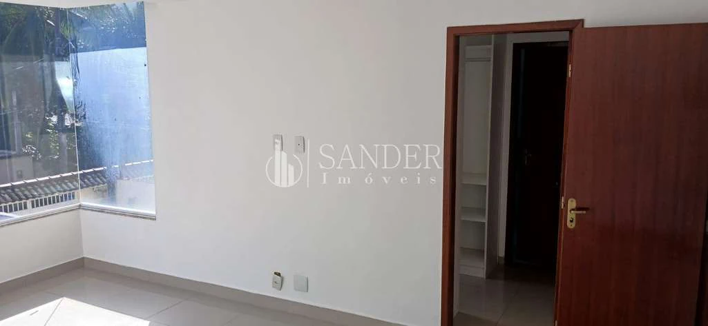 Будинок у закритому кондомініумі з кухнею на газу — photo 23