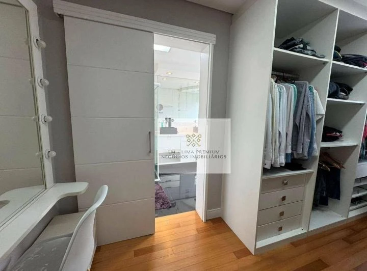 House with 3 ensuite bedrooms and 364 m² plus 4 parking — photo 6