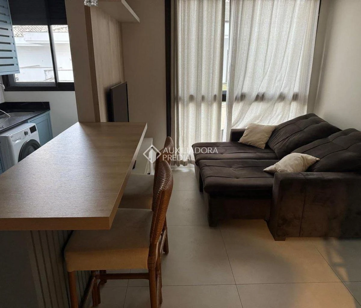 Furnished apartment, 38 m², with a washing machine — photo 16
