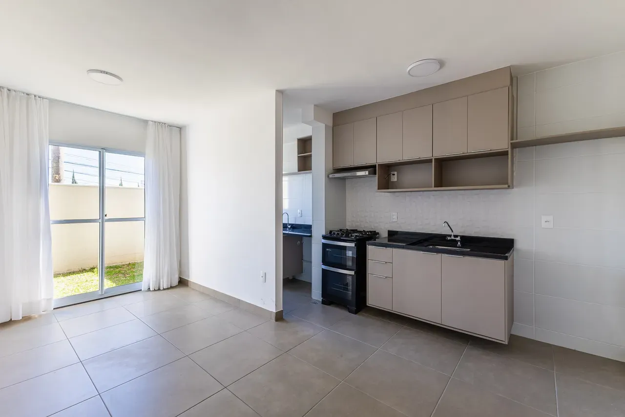 Furnished 77 m² apartment with 2 bedrooms and balcony — photo 11