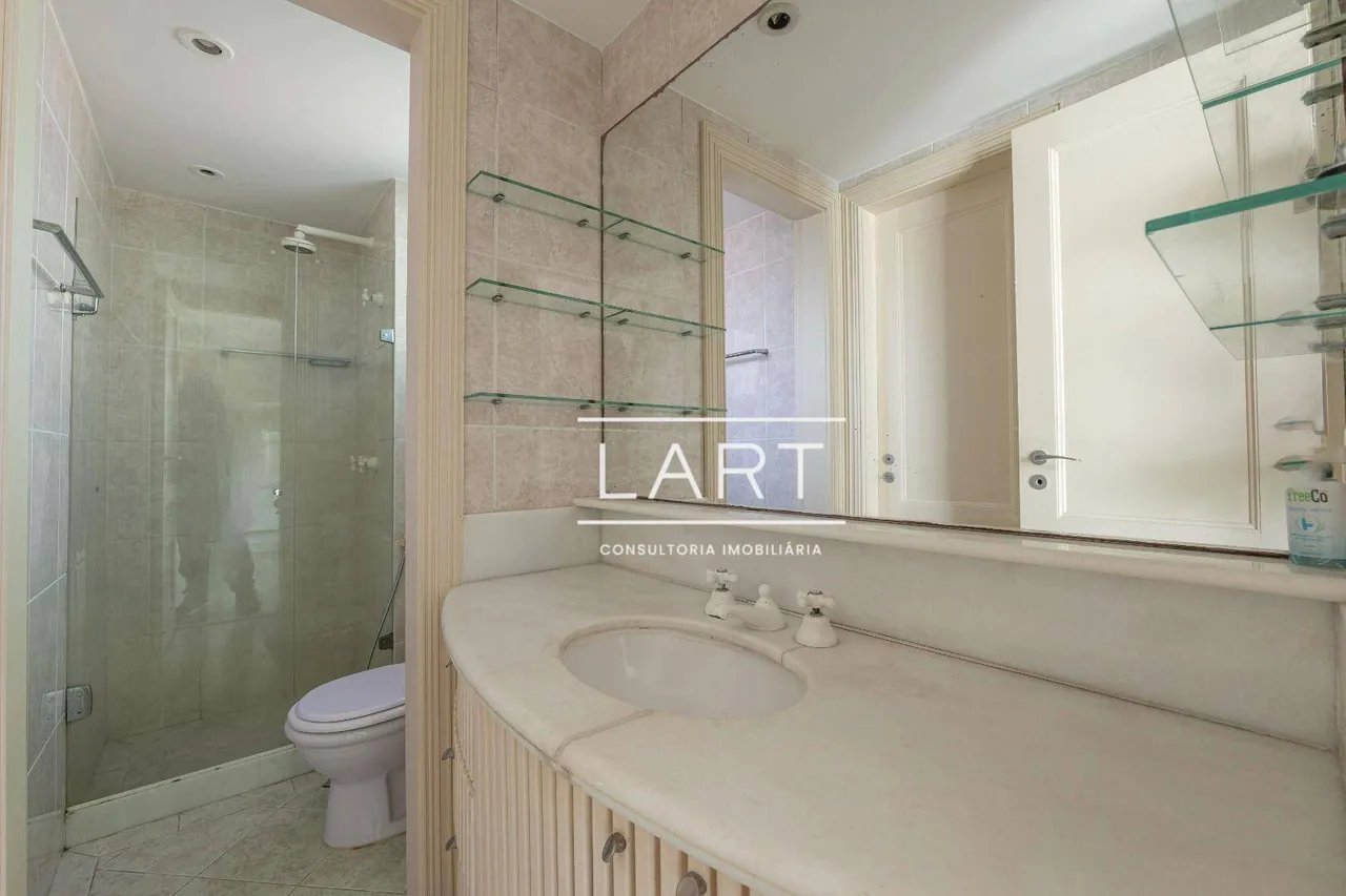 Apartamento com 3 quartos e armários embutidos — photo 4