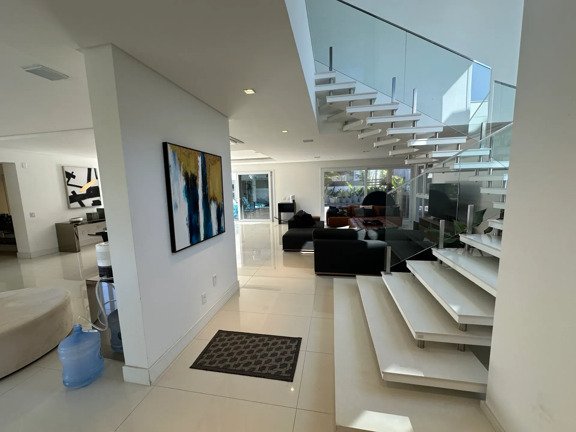 Casa mobiliada com 9 suítes e jacuzzi no prédio — photo 37