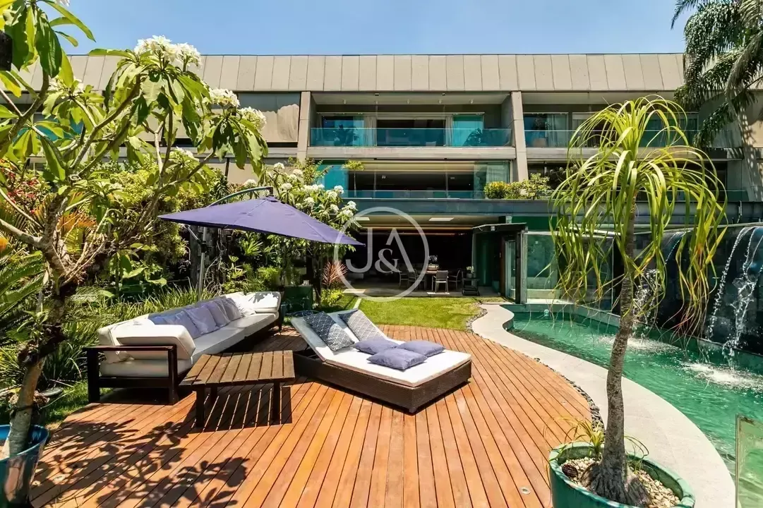 Casa con 5 dormitorios y 5 baños de 700 m² — photo 16