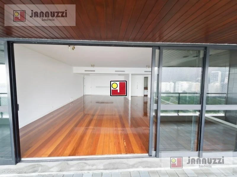 Water view in a 4-bedroom apartment, 319 m² — photo 11