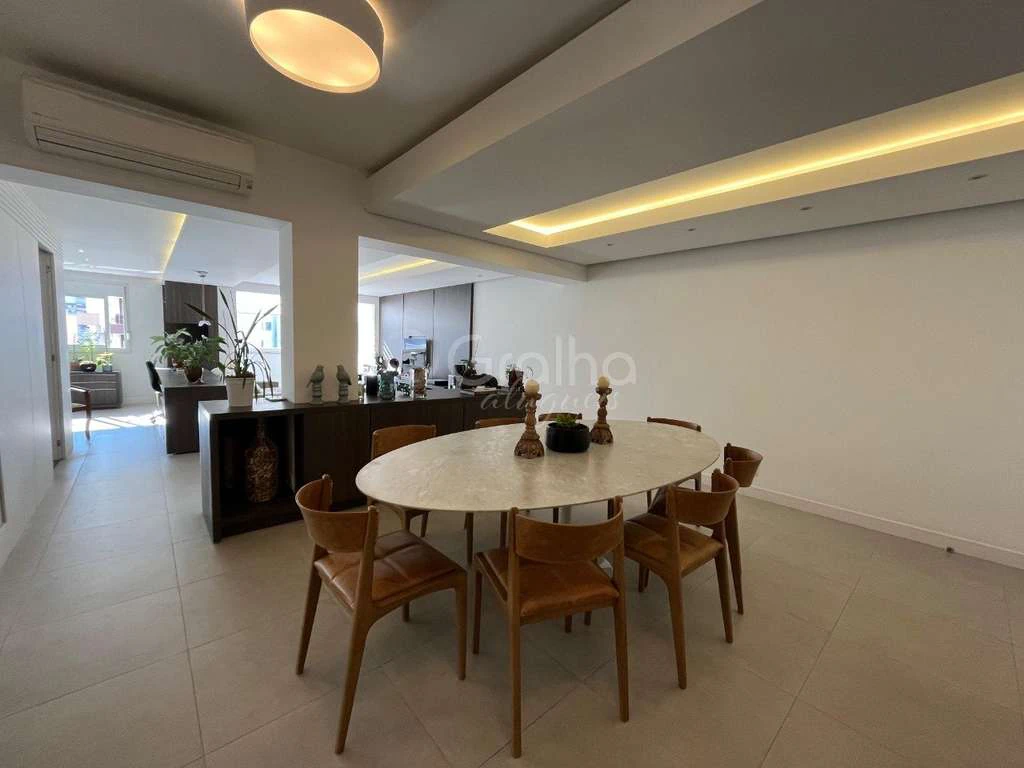 Apartamento de 3 quartos com cozinha aberta e 199 m² — photo 3