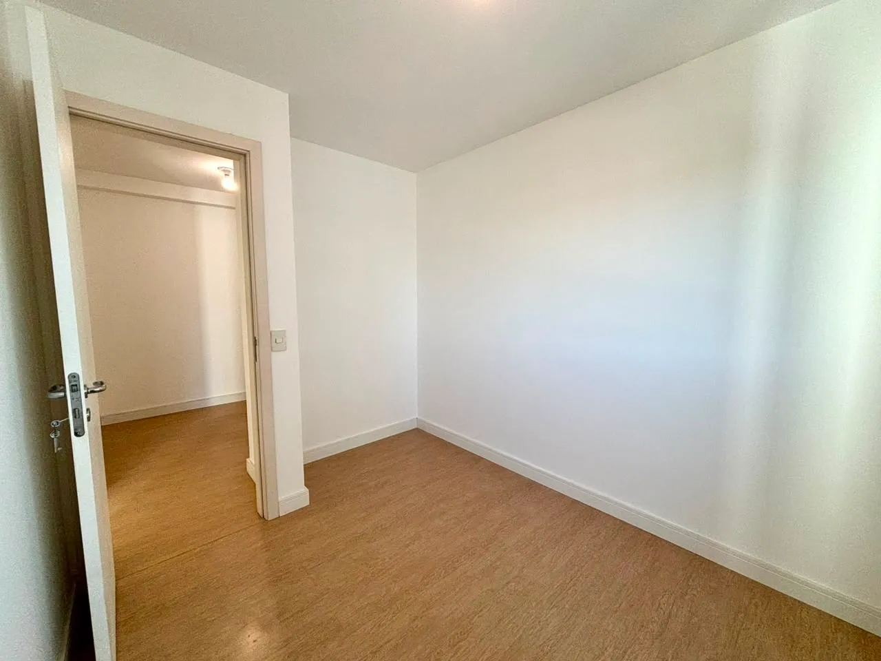 75 m² apartment with 2 bedrooms and a balcony — photo 20