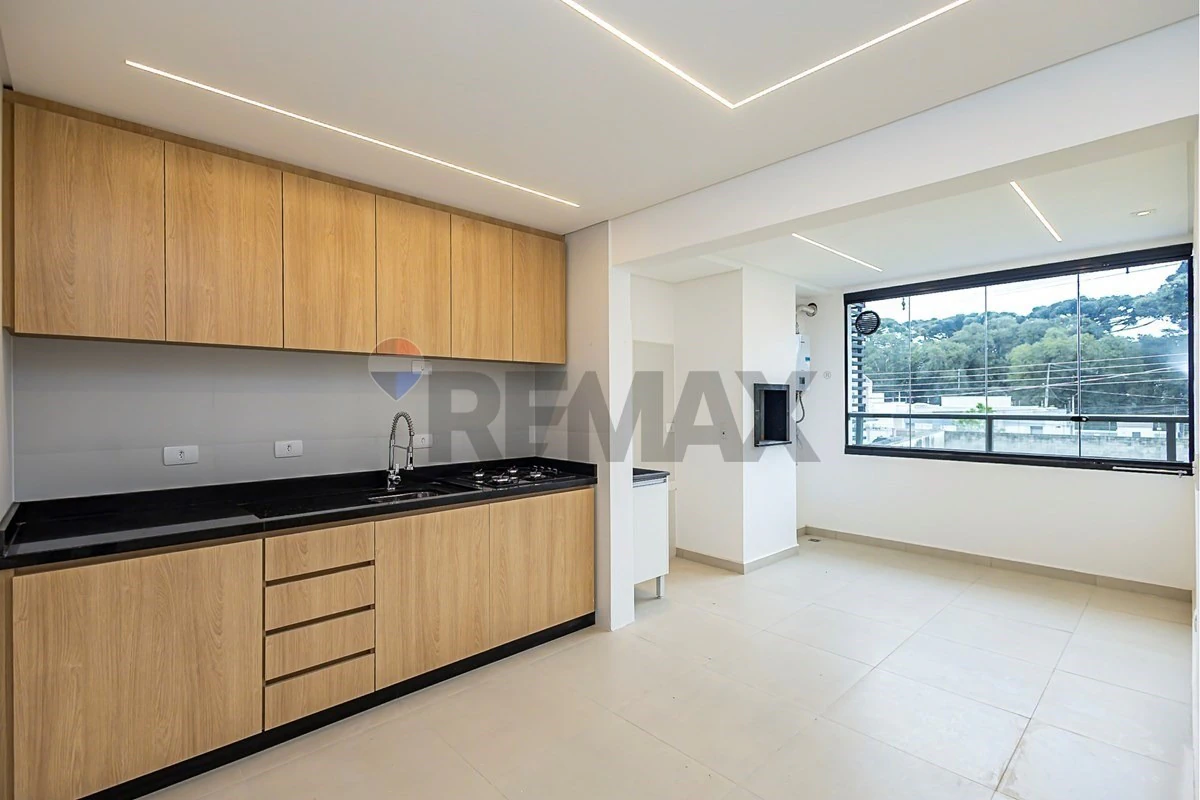 2-bedroom apartment with floor-to-ceiling windows — photo 9