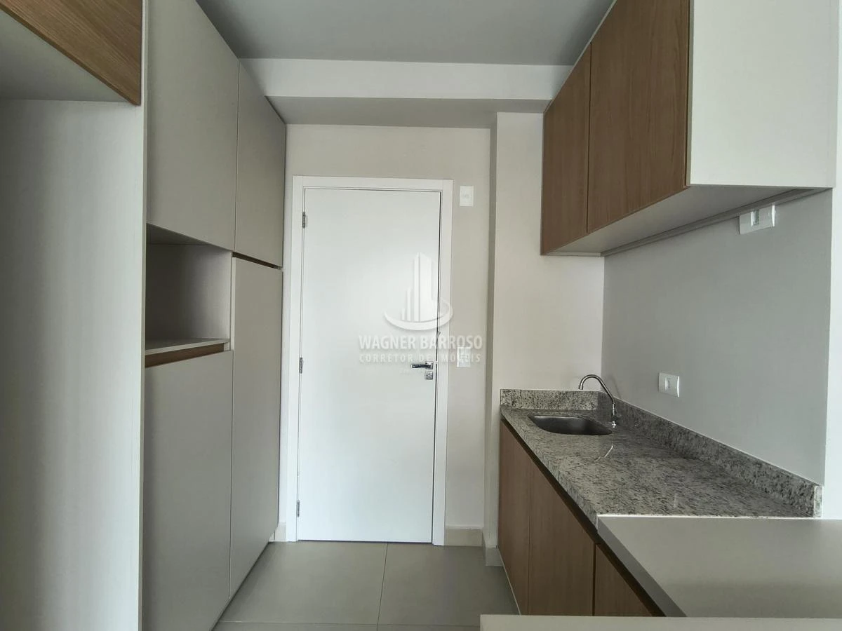 31 m² apartment with a home office and a washing machine — photo 23