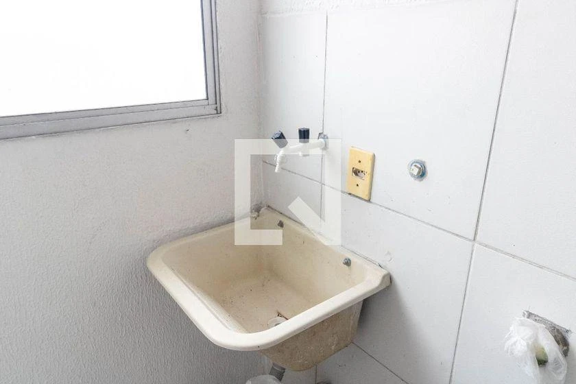 Apartamento de 2 quartos em condomínio com piscina — photo 42