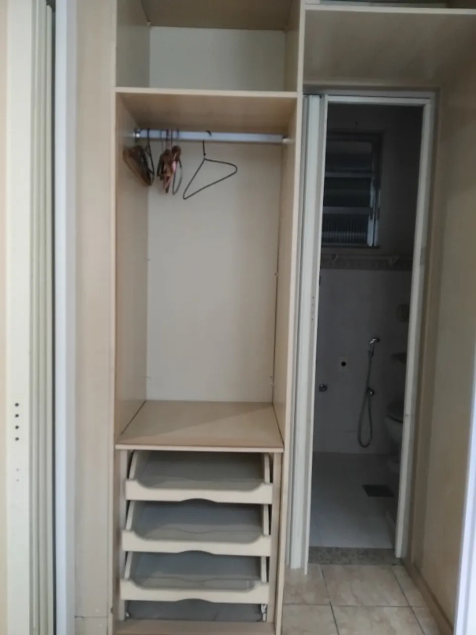 1 quarto e closet: apartamento de 30 m² — photo 8
