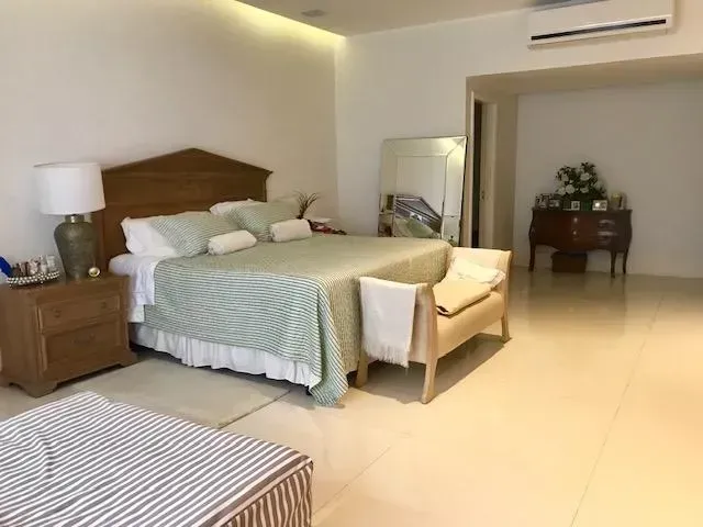 Unfurnished apartment with 3 bedrooms and 5 bathrooms — photo 4