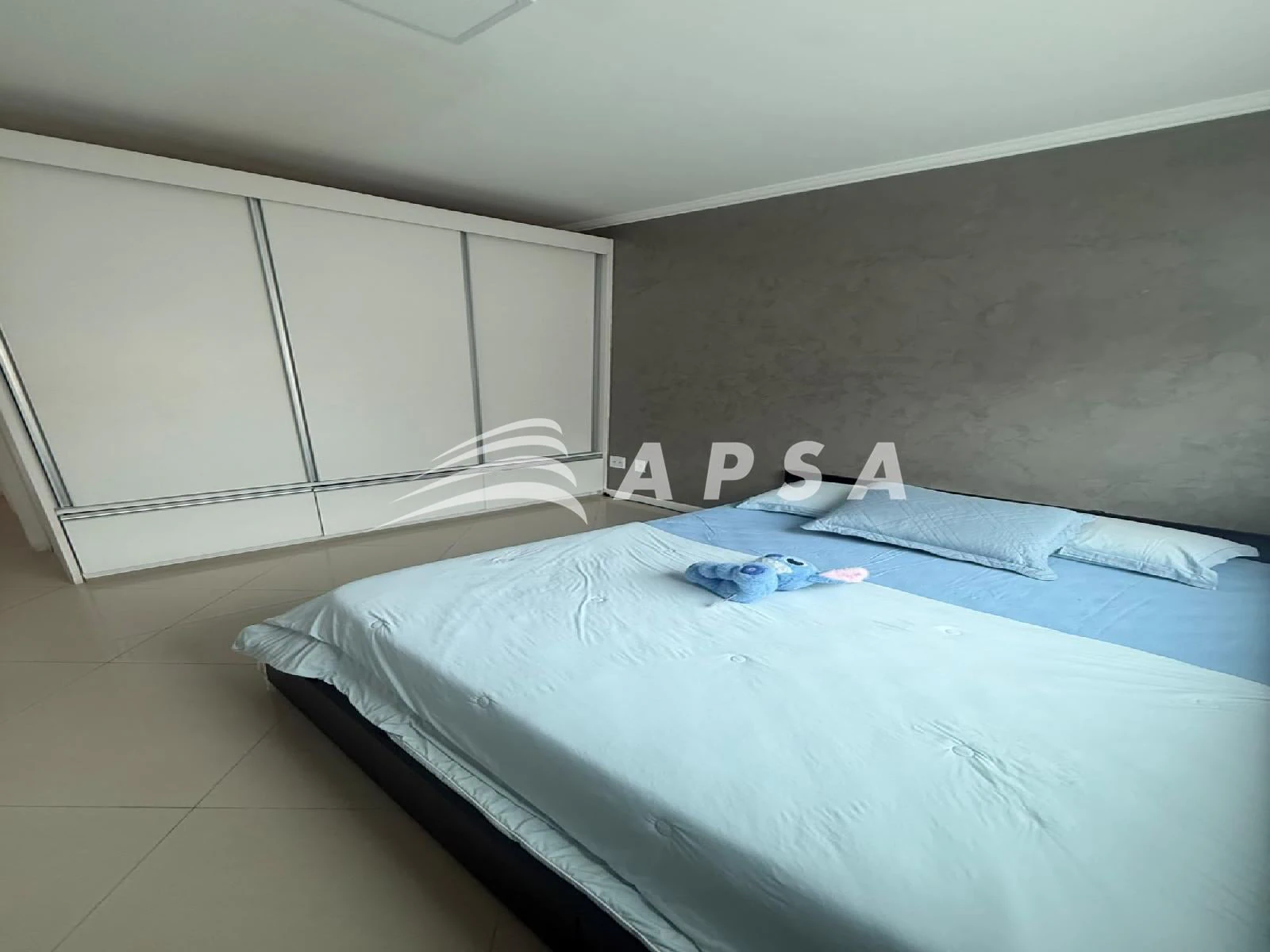 Furnished house, 340 m², with a walk-in closet — photo 15