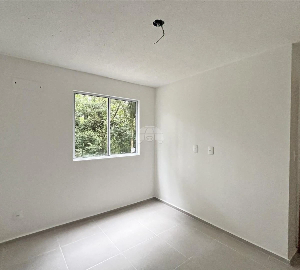 2-bedroom apartment with a separate, closed kitchen — photo 5