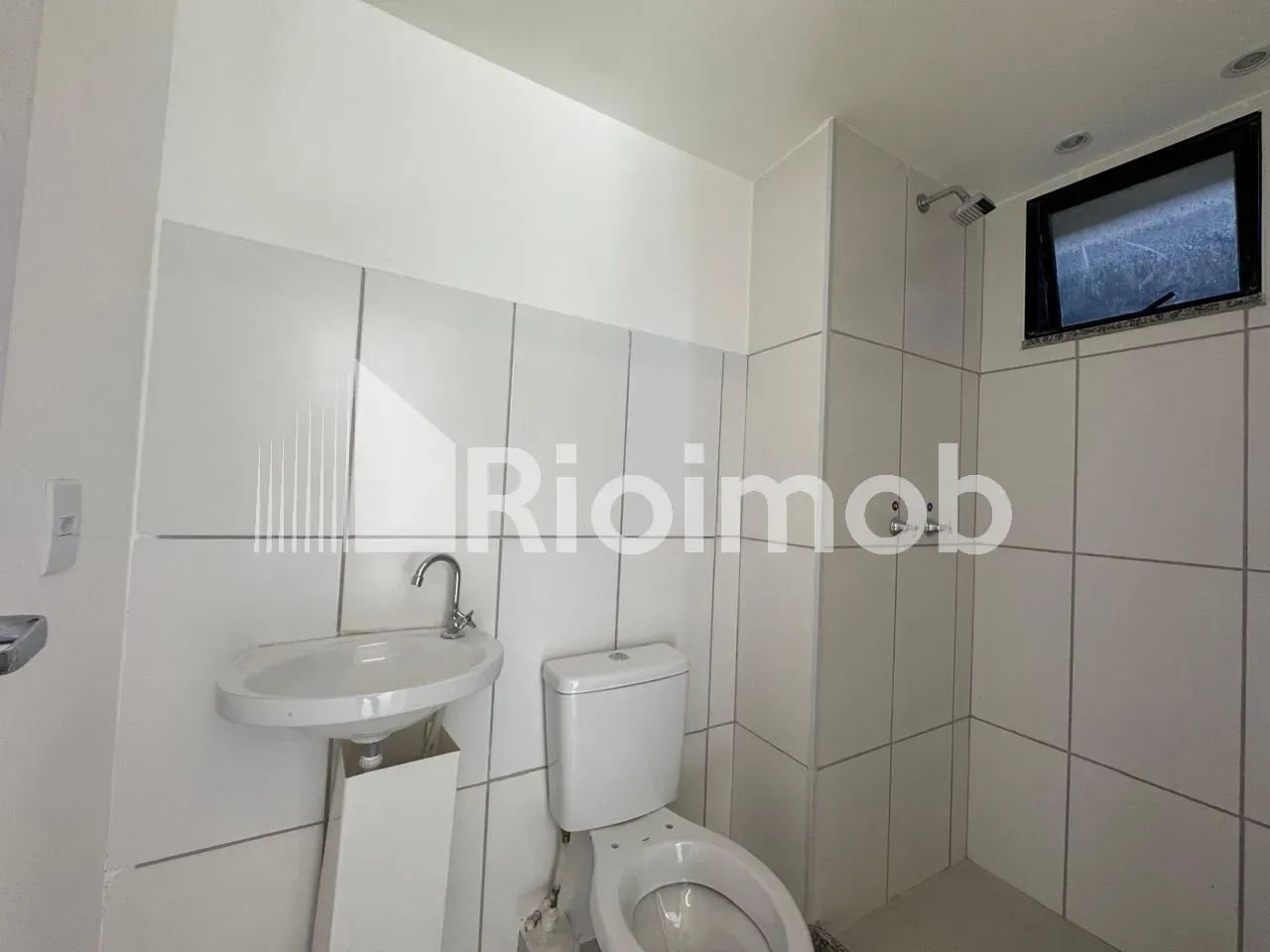 2-bedroom apartment with an open-plan kitchen — photo 12