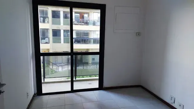 Apartamento com 3 quartos e varanda — photo 26